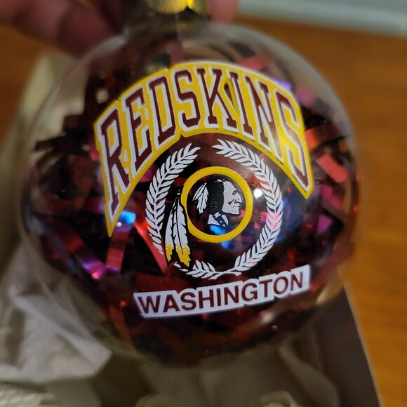 Vintage Washington Redskins Ornament Christmas Tree Holiday Large Globe logo T4 - Picture 1 of 5